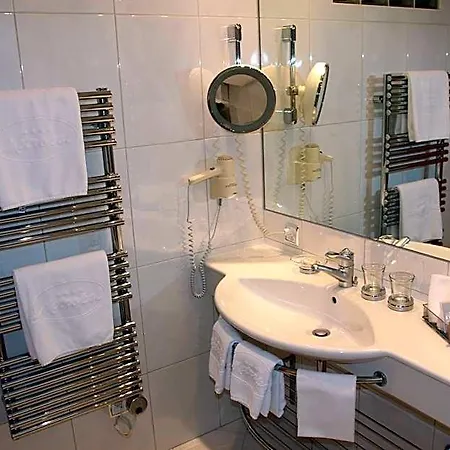 Hotel Metropol &