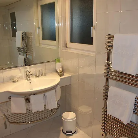 Metropol & 4* زيرمات