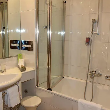 Hotell Metropol &