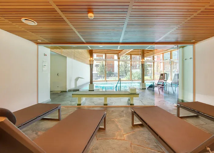 Metropol & מלון צרמט