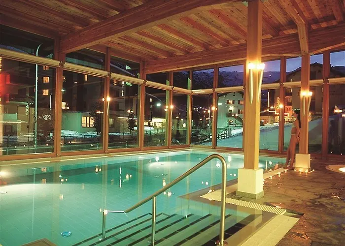 采尔马特大都会spa酒店