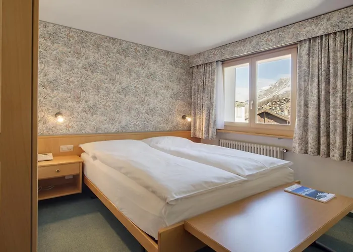 酒店 采尔马特大都会spa酒店 4*