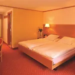 Metropol & Hotell 4*