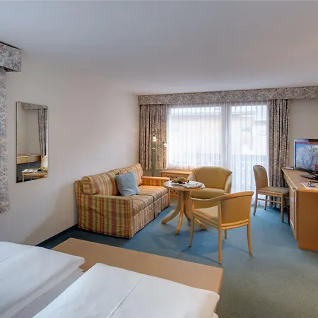 Metropol & Szálloda 4*