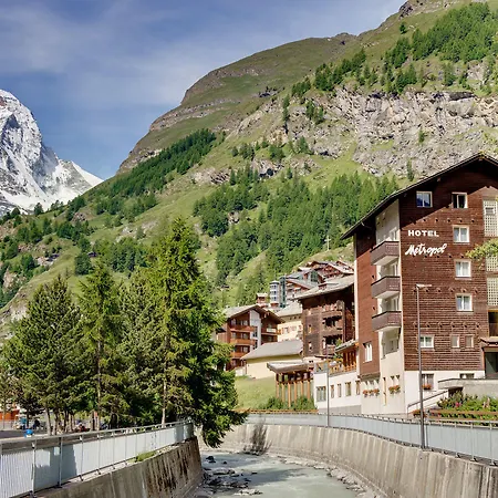 Metropol & Szálloda 4*