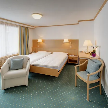 Metropol & Szálloda